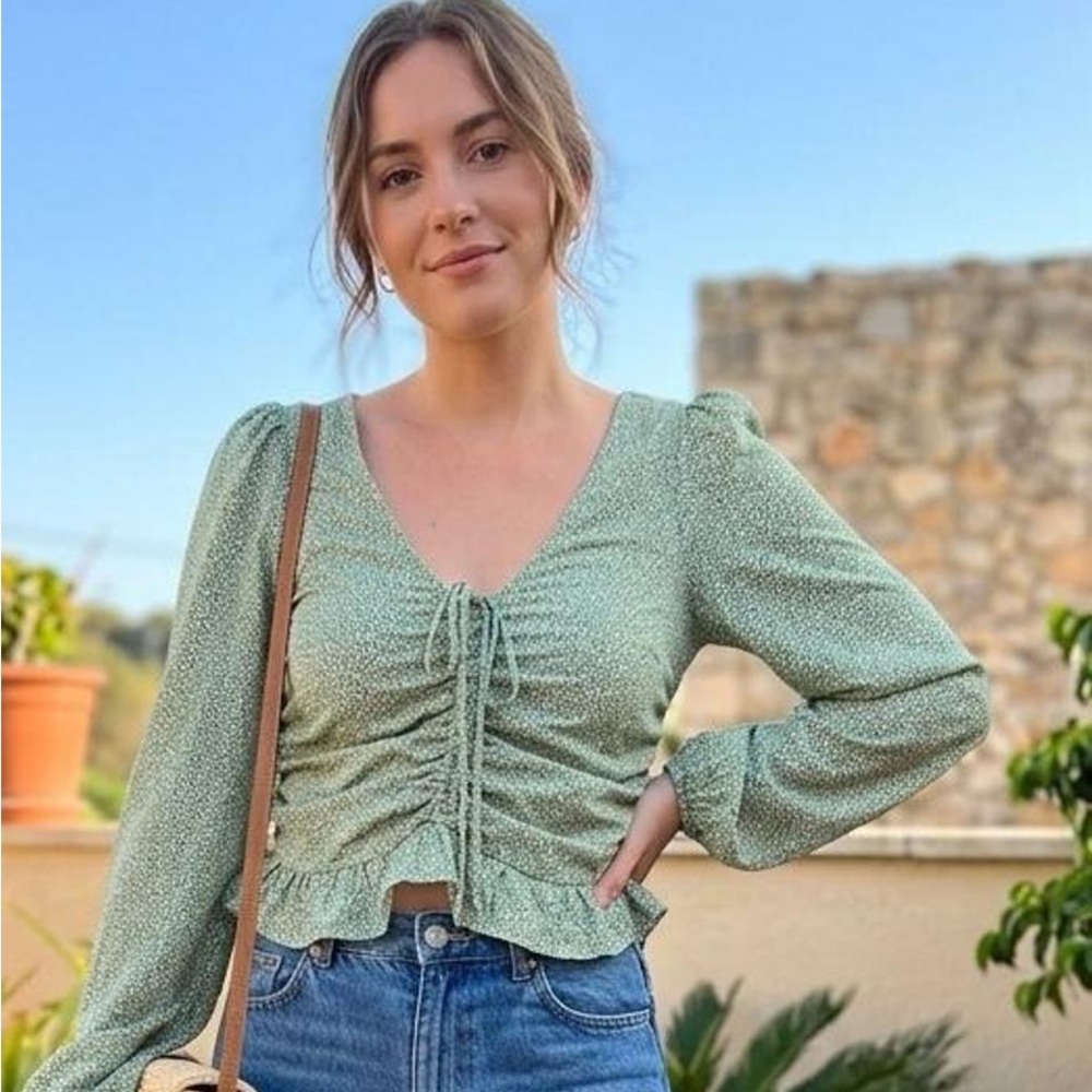 H&M Sage Green Ruched Tie-Front Puff Sleeve Blouse